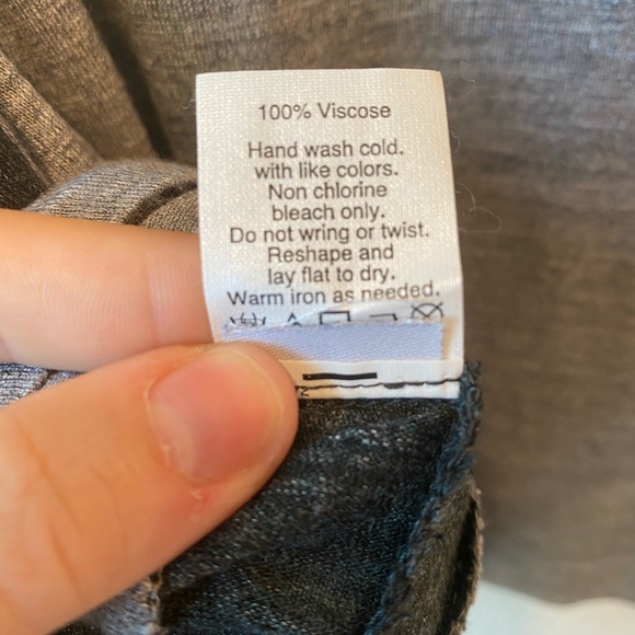 Madewell Tee Tank Black & Gray swoop neck - Picture 4 of 4